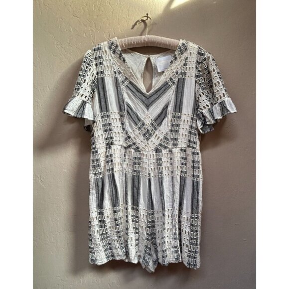 Anthropologie ett:twa Embroidered Eyelet Romper Gray White Striped Sz 14 Casual